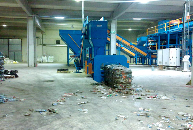 Plastik Pet Ayıklama Ve Presleme Tesisi