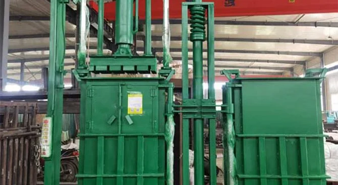 Tekstil Balya Pres Makinaları Teknik Özellikleri Dikey Presler