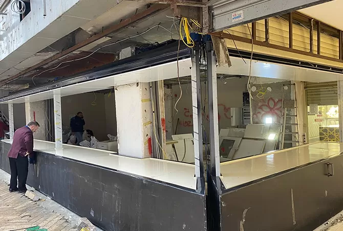 asansörlü-kuyumcu-vitrin-kasası