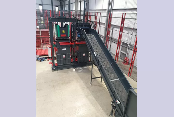 elyaf, pamuk, yün, elbise, kumaş, giyim, talaş, ikinci el elbise, çift kabinli pres