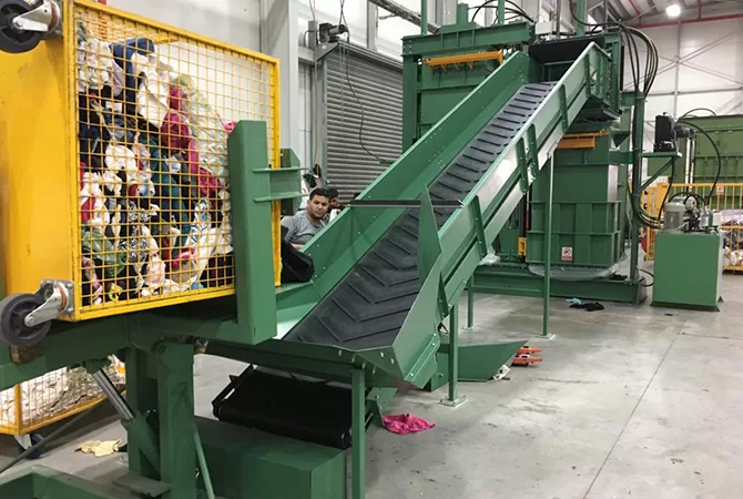 elyaf, pamuk, yün, elbise, kumaş, giyim, talaş, ikinci el elbise, çift kabinli pres